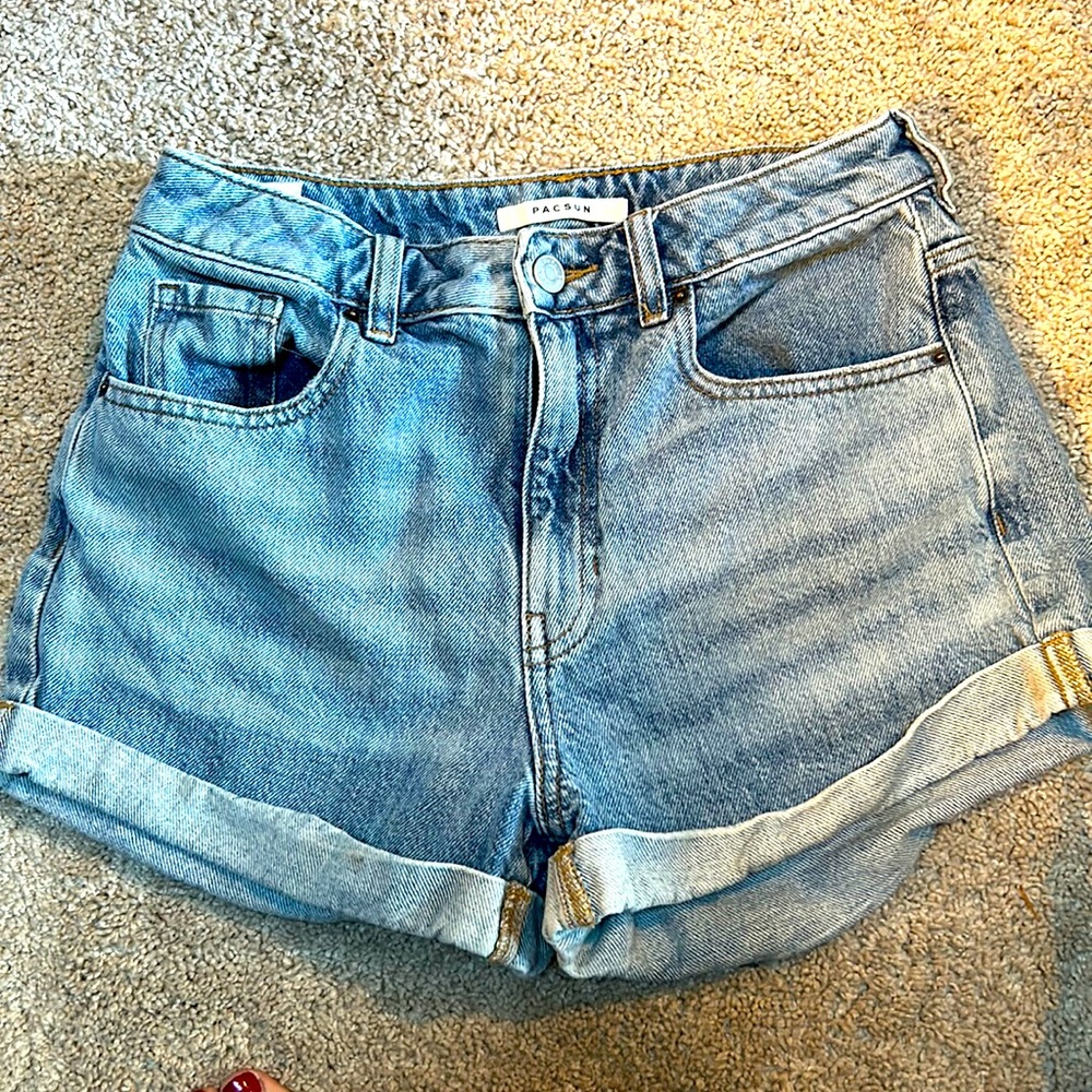Pac Sun Mom Short size 5/26